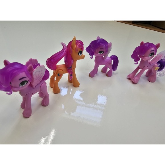 My Little Pony Mini Figures (Lot Of  4) MLP‎ Toys Pink Purple Wings Collectible - Picture 1 of 7